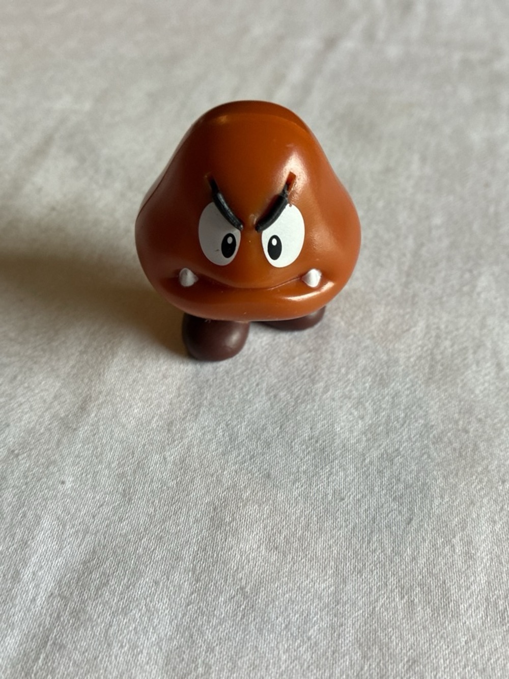 Broken Eyebrow Nintendo Brown Goomba Figure Toy - Classic Game Character